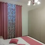 Roel Garden View Специя
