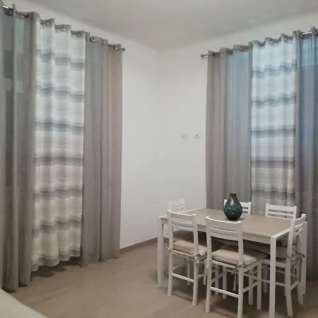 Apartmán Roel Garden View *