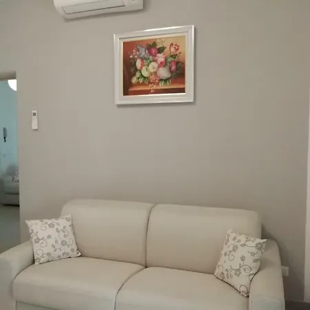 Roel Garden View Apartment La Spezia