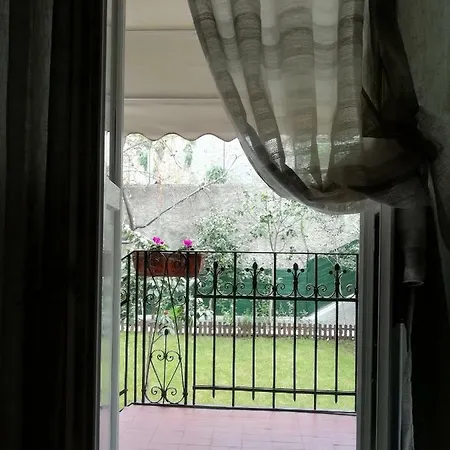 Roel Garden View لا سبيتسْيا